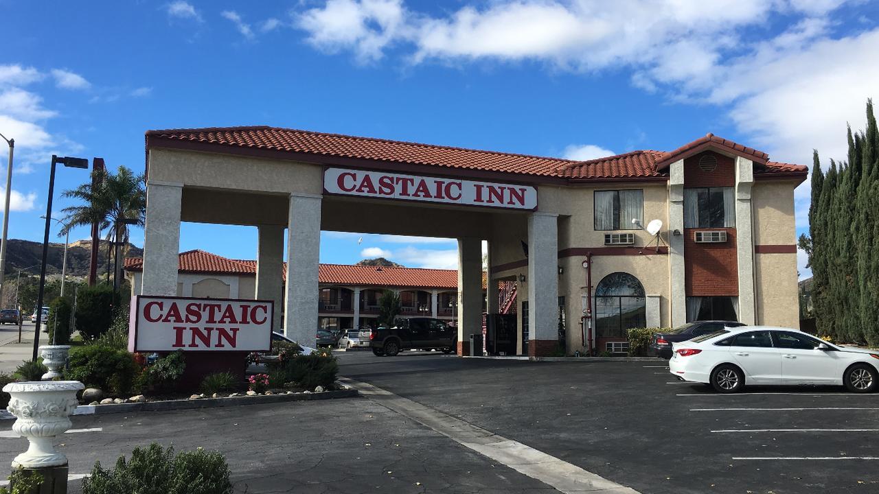 Castaic Inn Six Flags Valencia Екстериор снимка