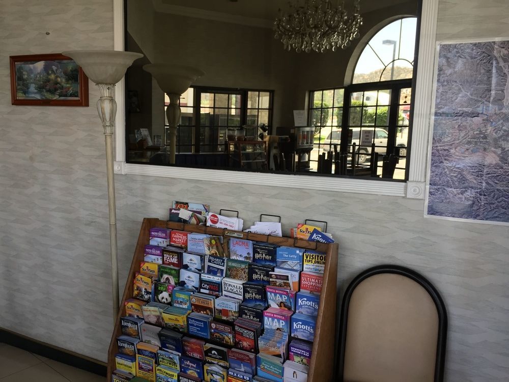 Castaic Inn Six Flags Valencia Екстериор снимка